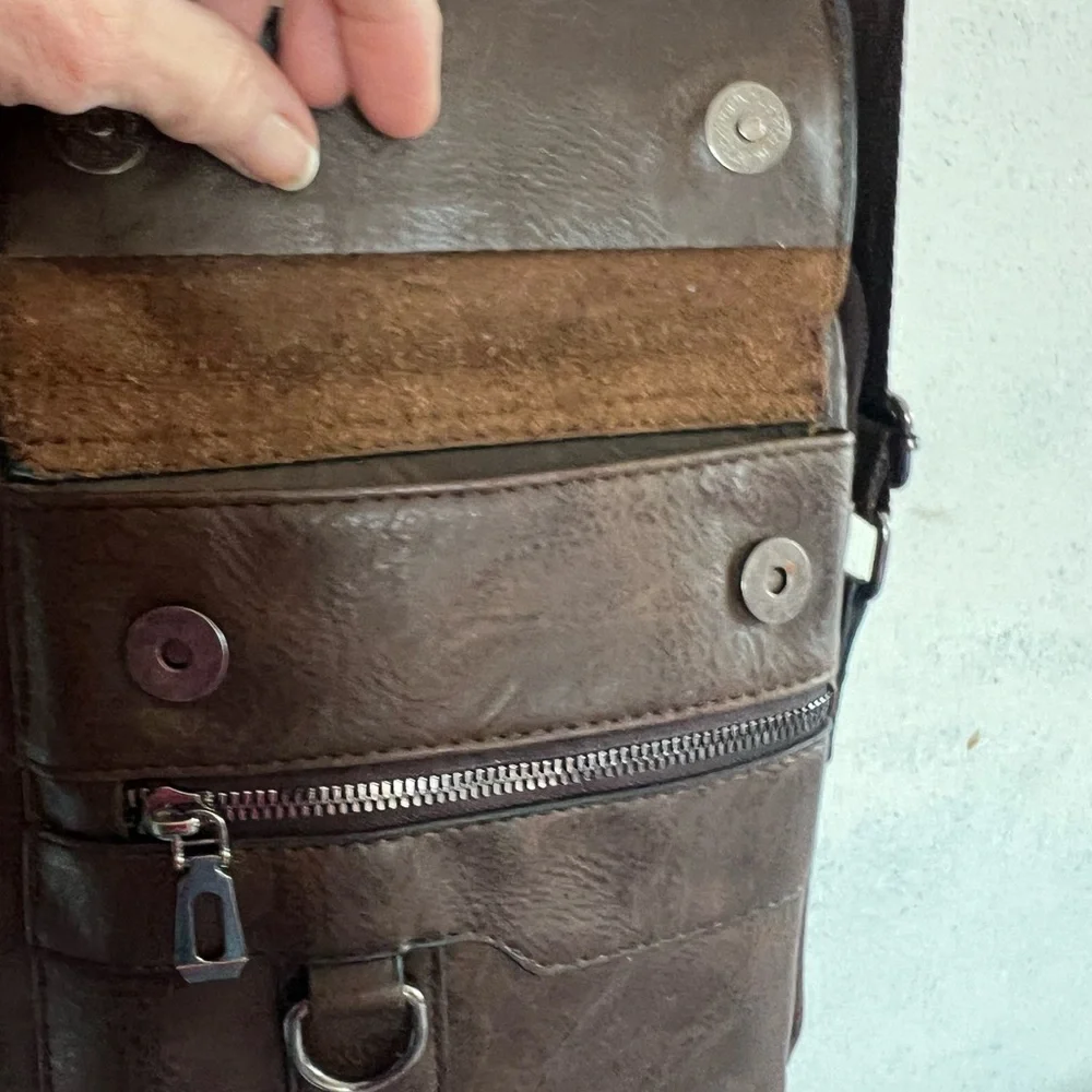 Weixier Brown Leather Messenger Bag for Men